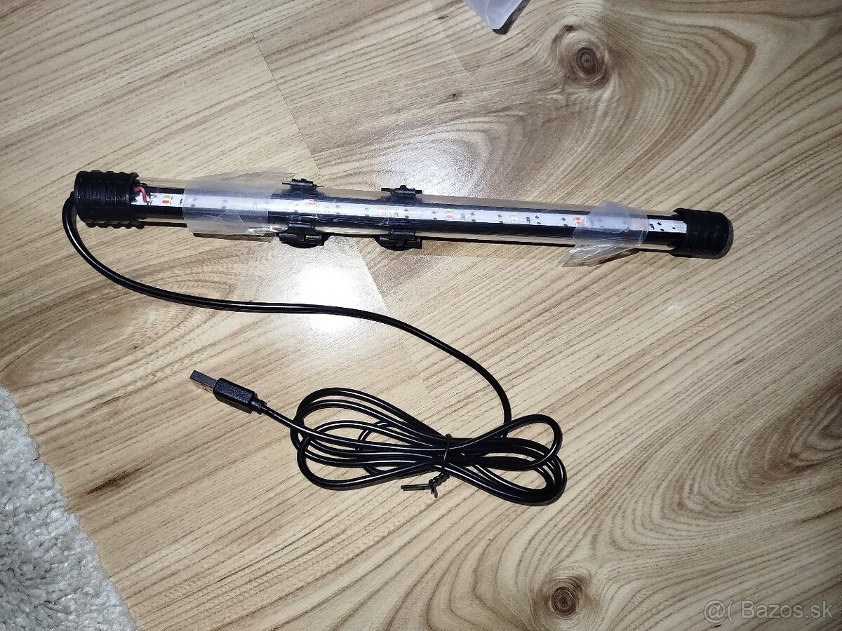 Akvarijné LED svetlo 27 cm – nové, farebné