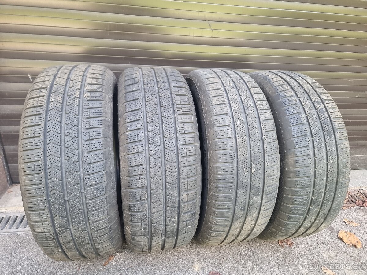 Predám 4  celoročne pneumatiky 215 55 r17 98V