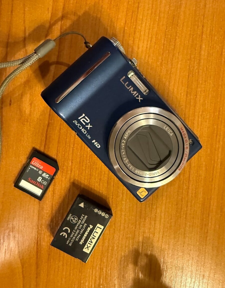 Panasonic Lumix DMC-TZ7 10,1Mpx 12x optický Zoom