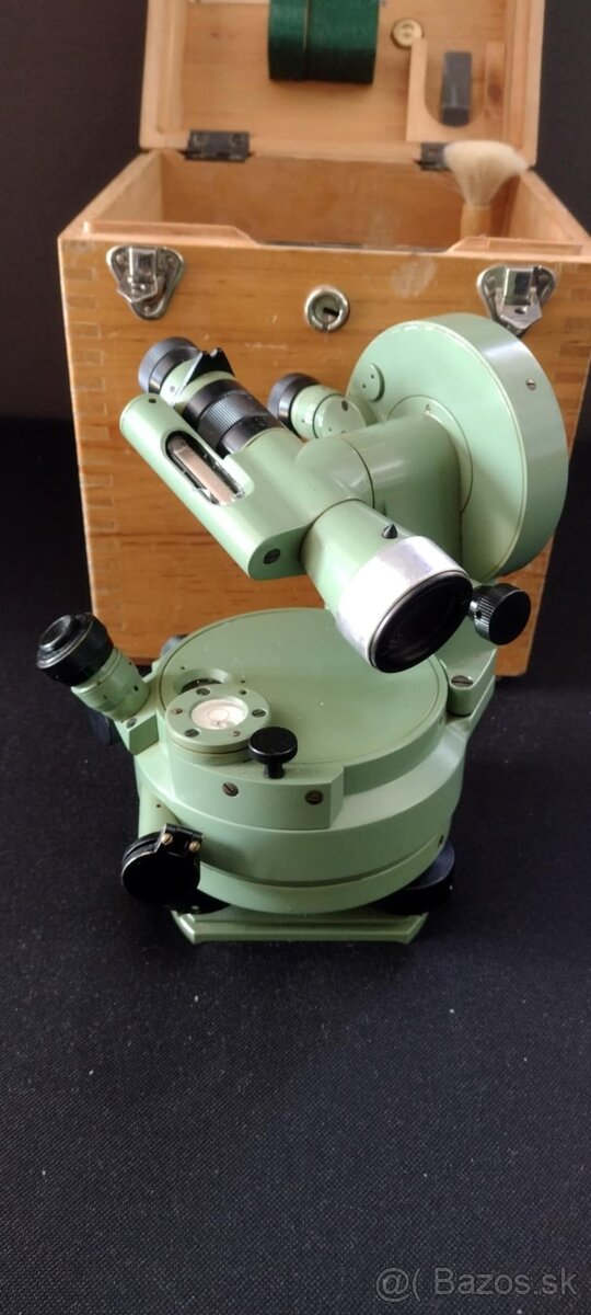 planimeter / altimeter / teodolit ....