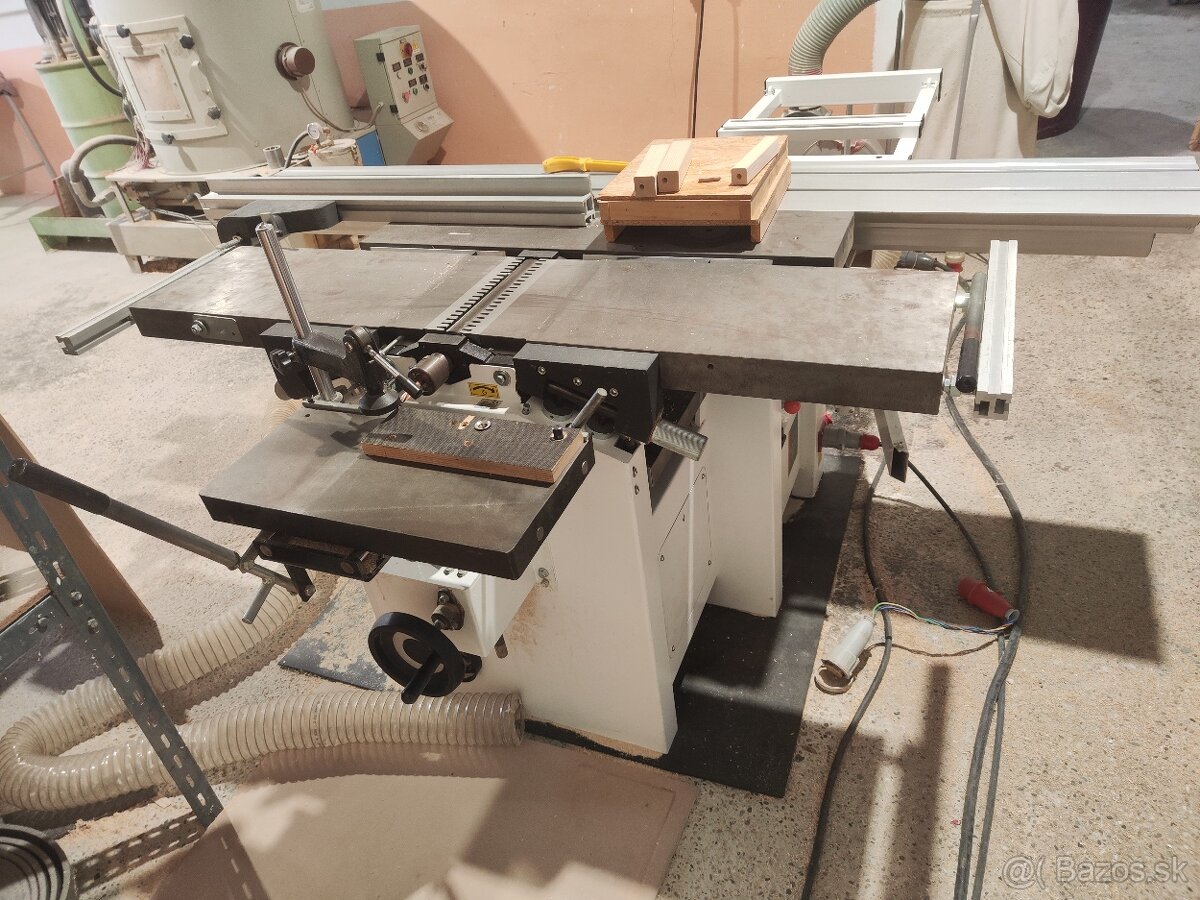 Sicar C300 5v1 operačný stroj