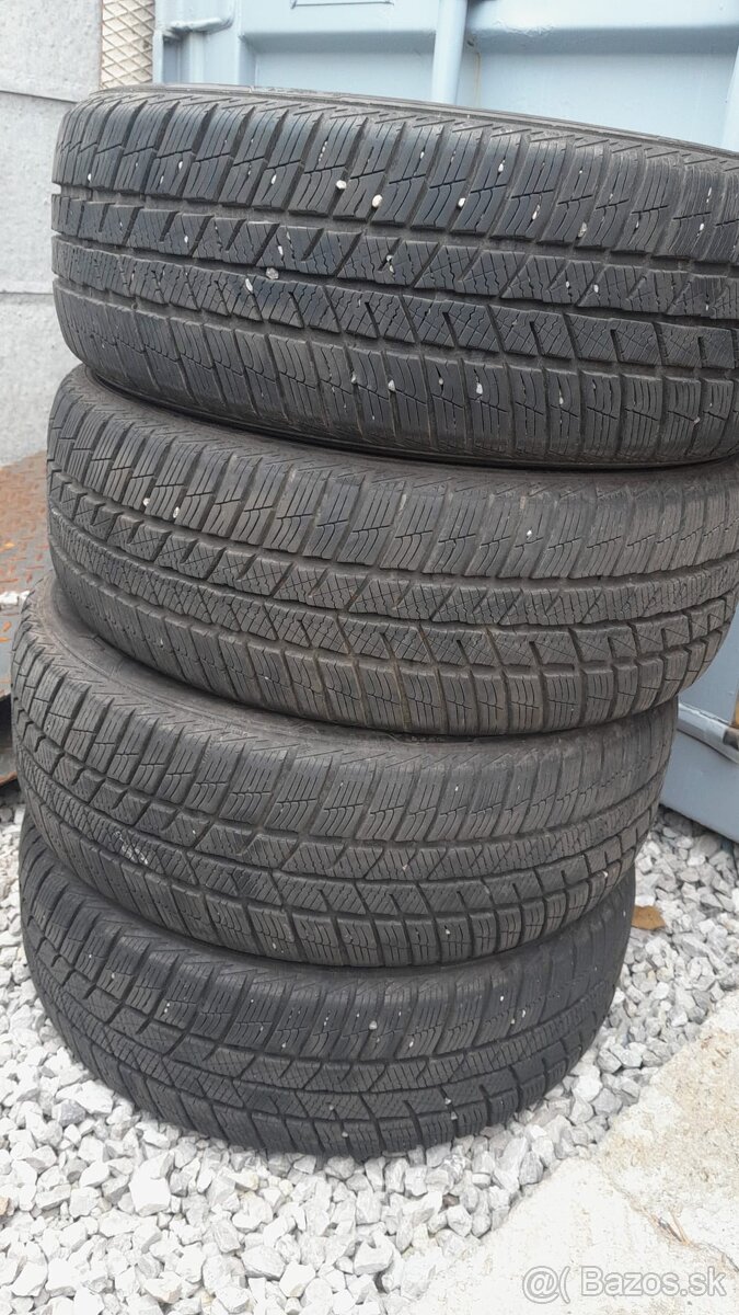 Predam zimne pneu Barum 185/60 r15