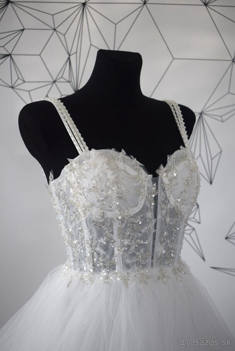 Nové krásne svadobné šaty