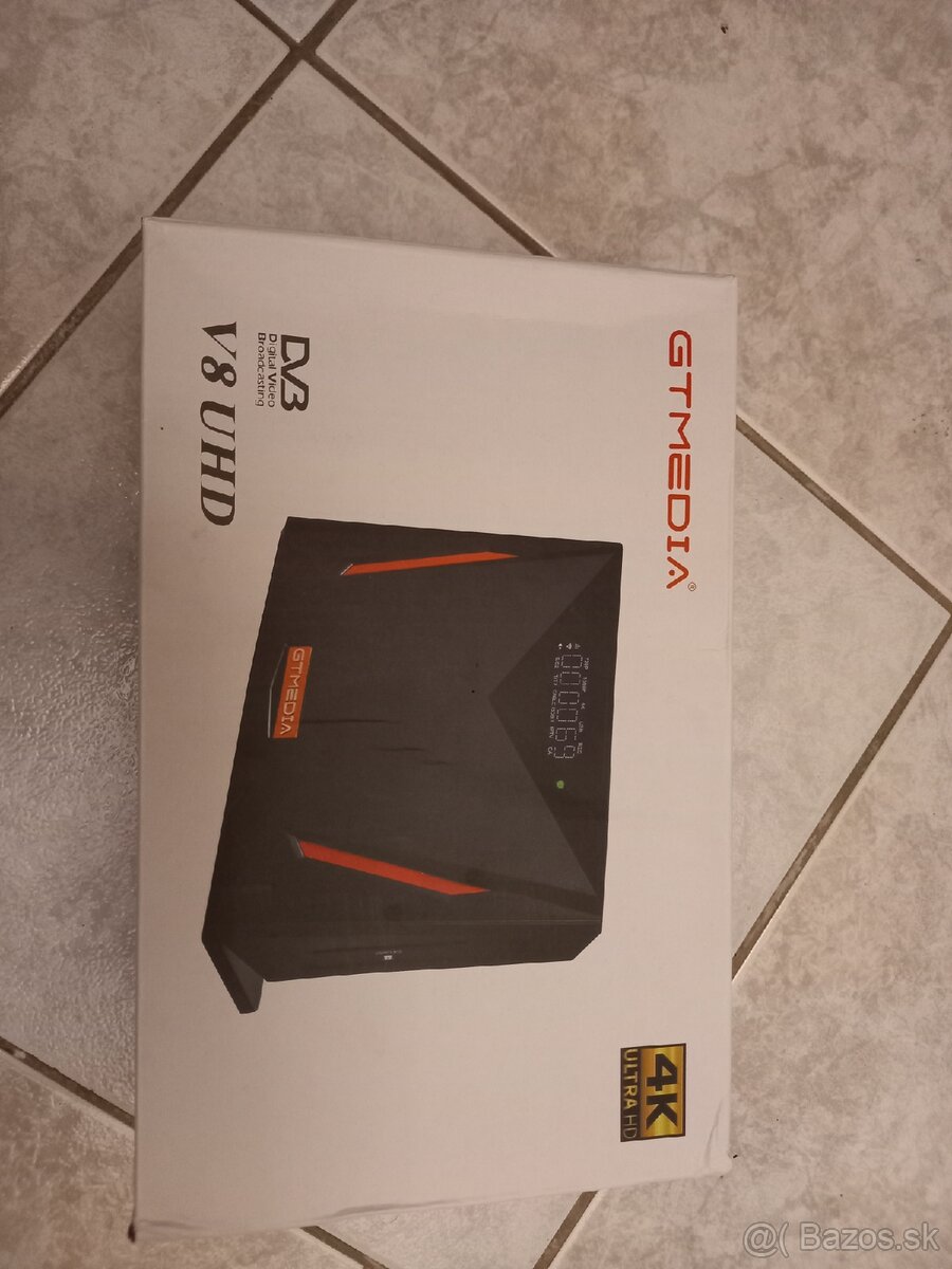 GTmedia V8 UHD COMBO
