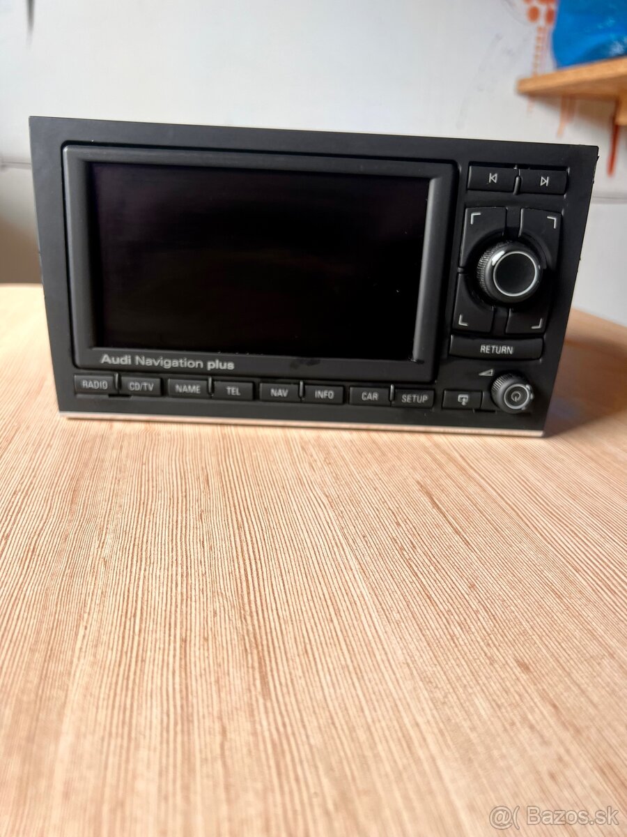 AUDI Navigation Plus - RNS-E