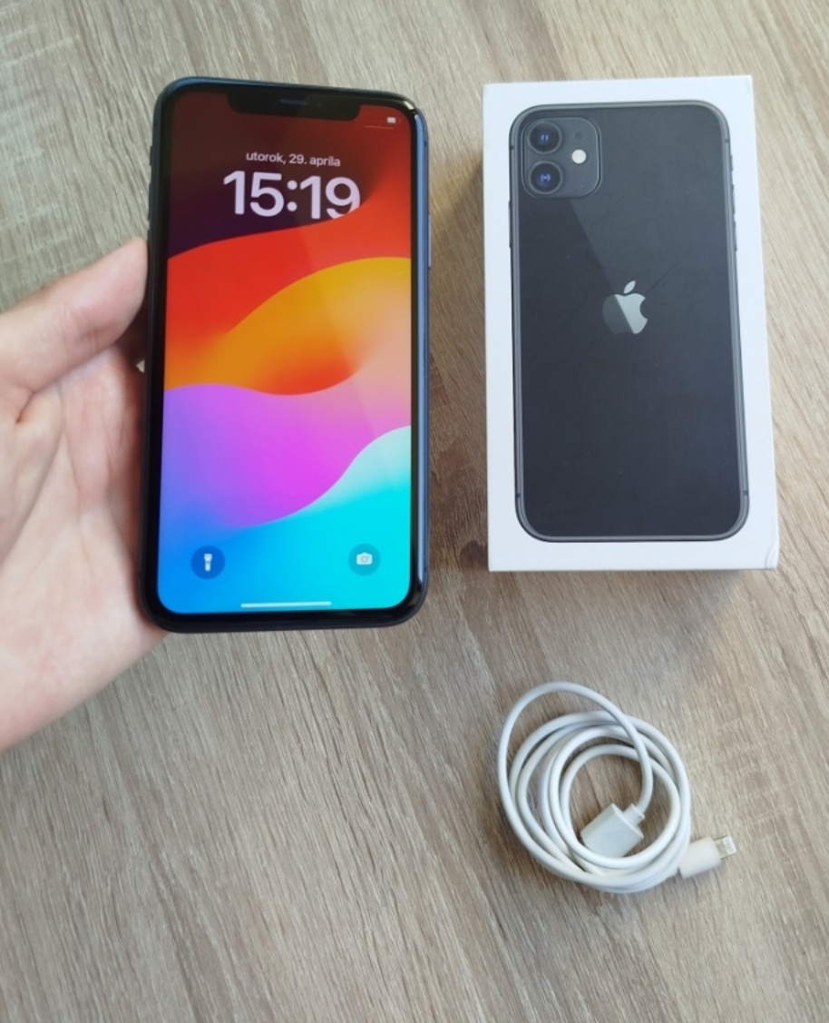 iPhone 11 64gb Čierny