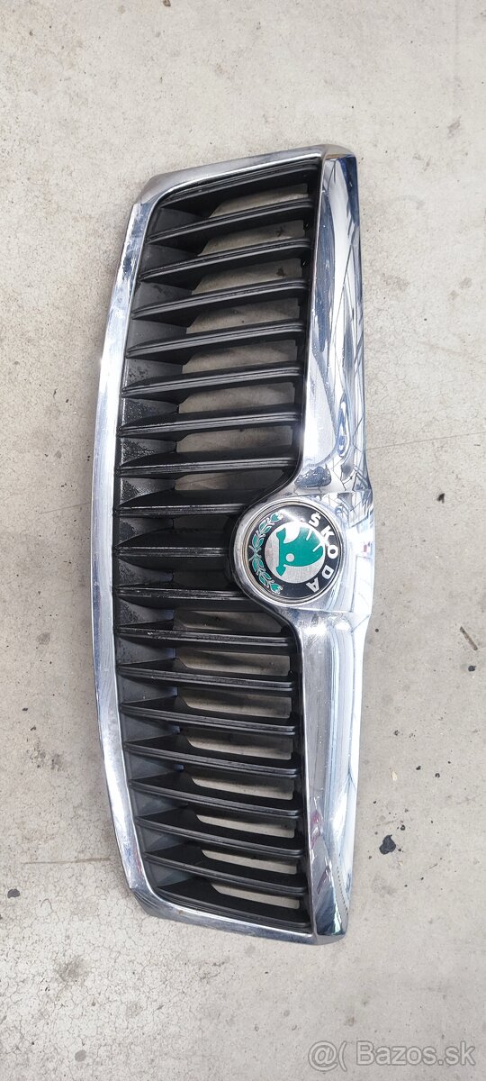 Škoda Octavia II maska predna lift