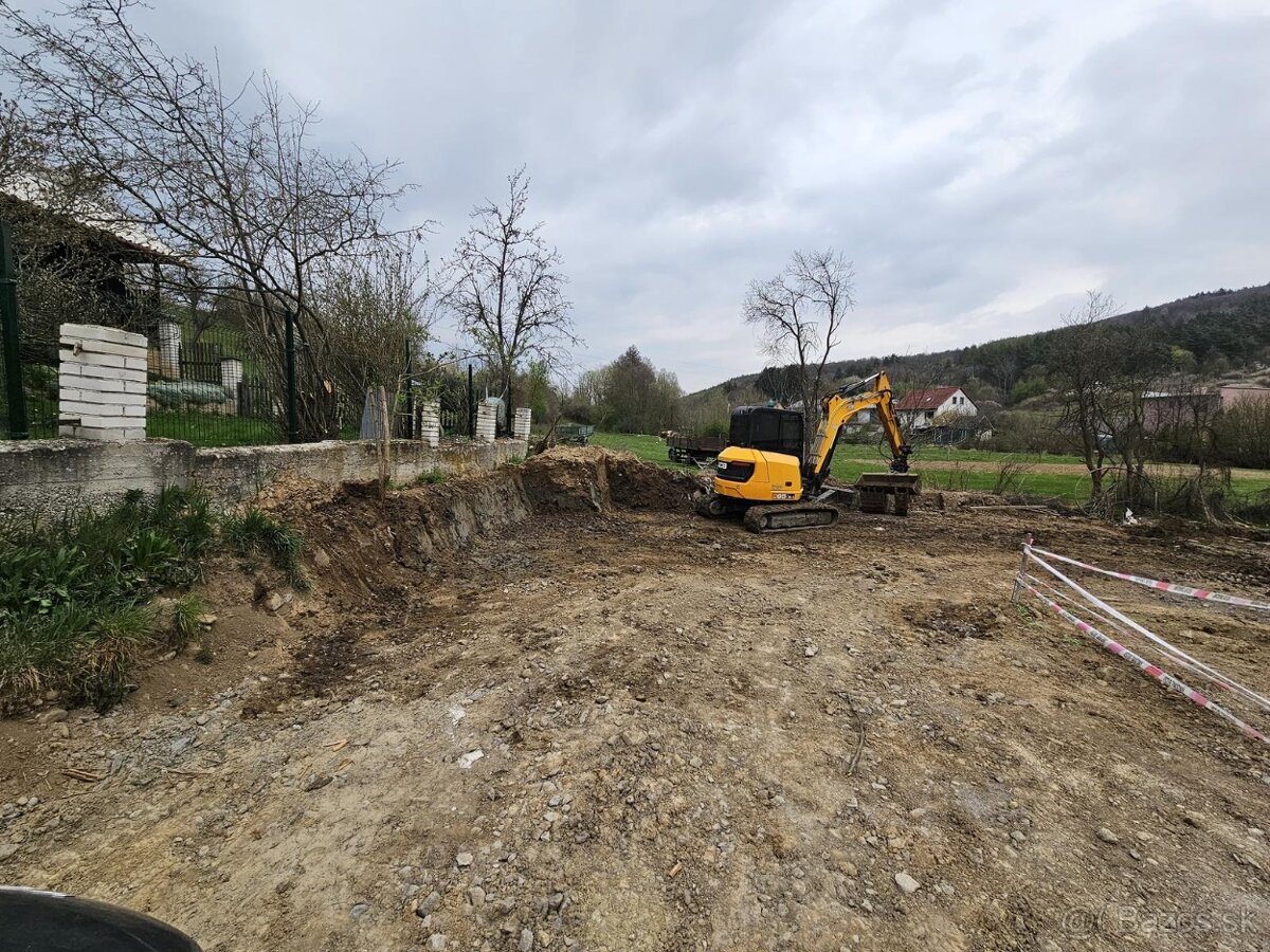 Zemné,buracie a výkopové práce 3T a 6,2T JBC