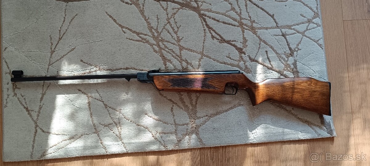 Slávia 631