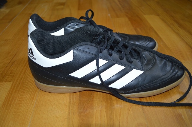 predam tenisky ADIDAS