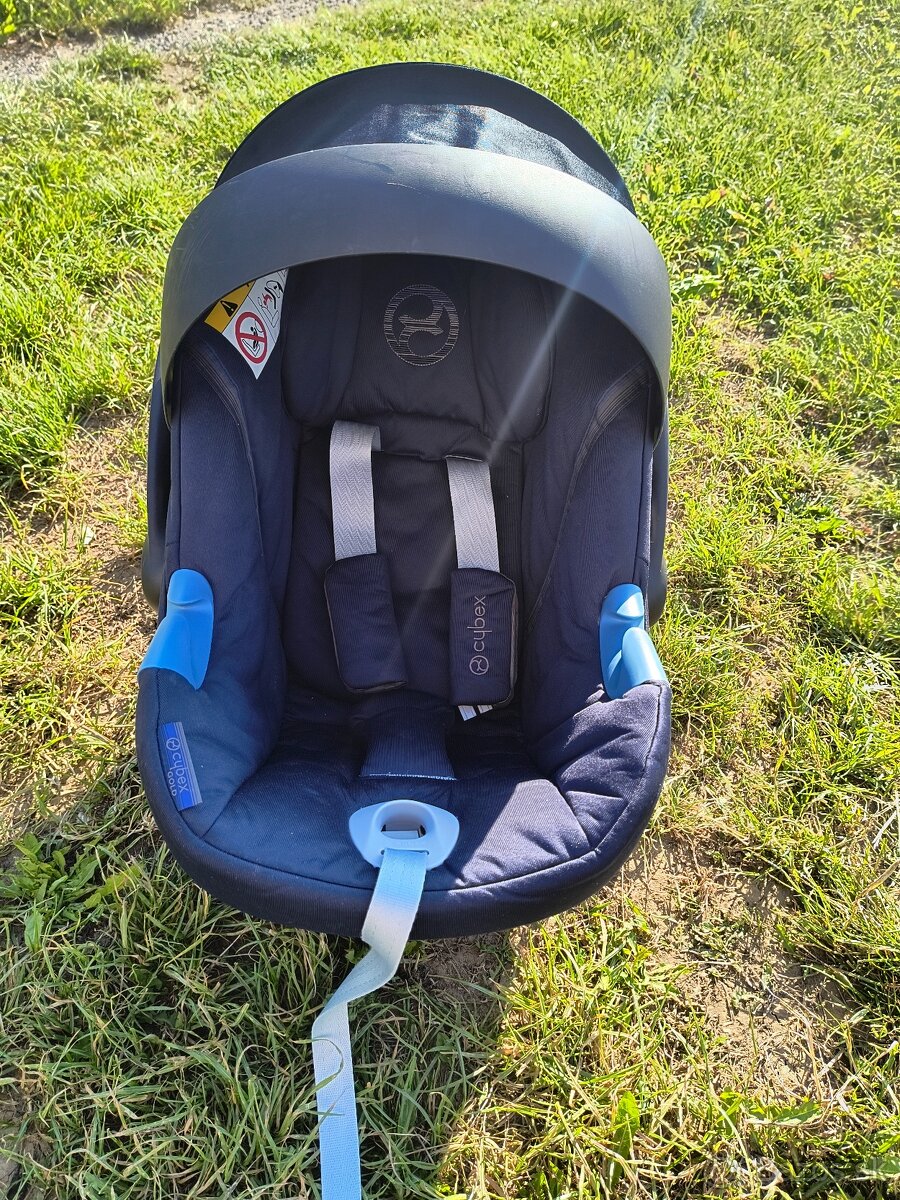 Autosedačka vajíčko Cybex Aton M i-size