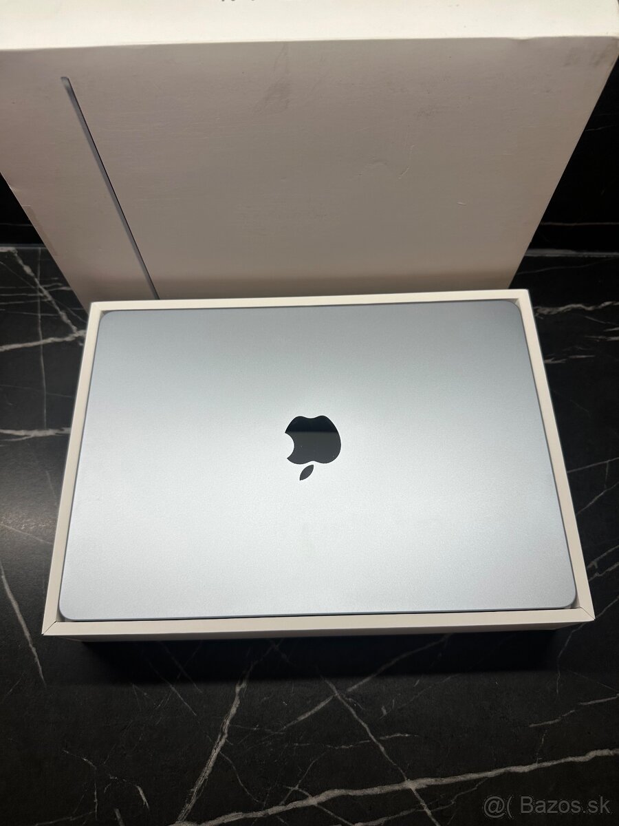 MacBook Air 13 M4 16GB/256GB