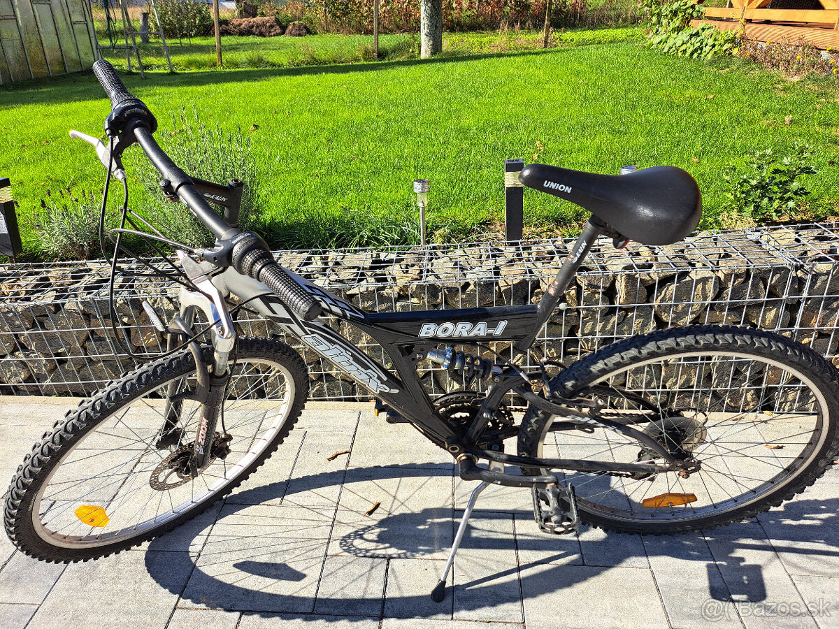 Horsky bicykel Altrix Bora