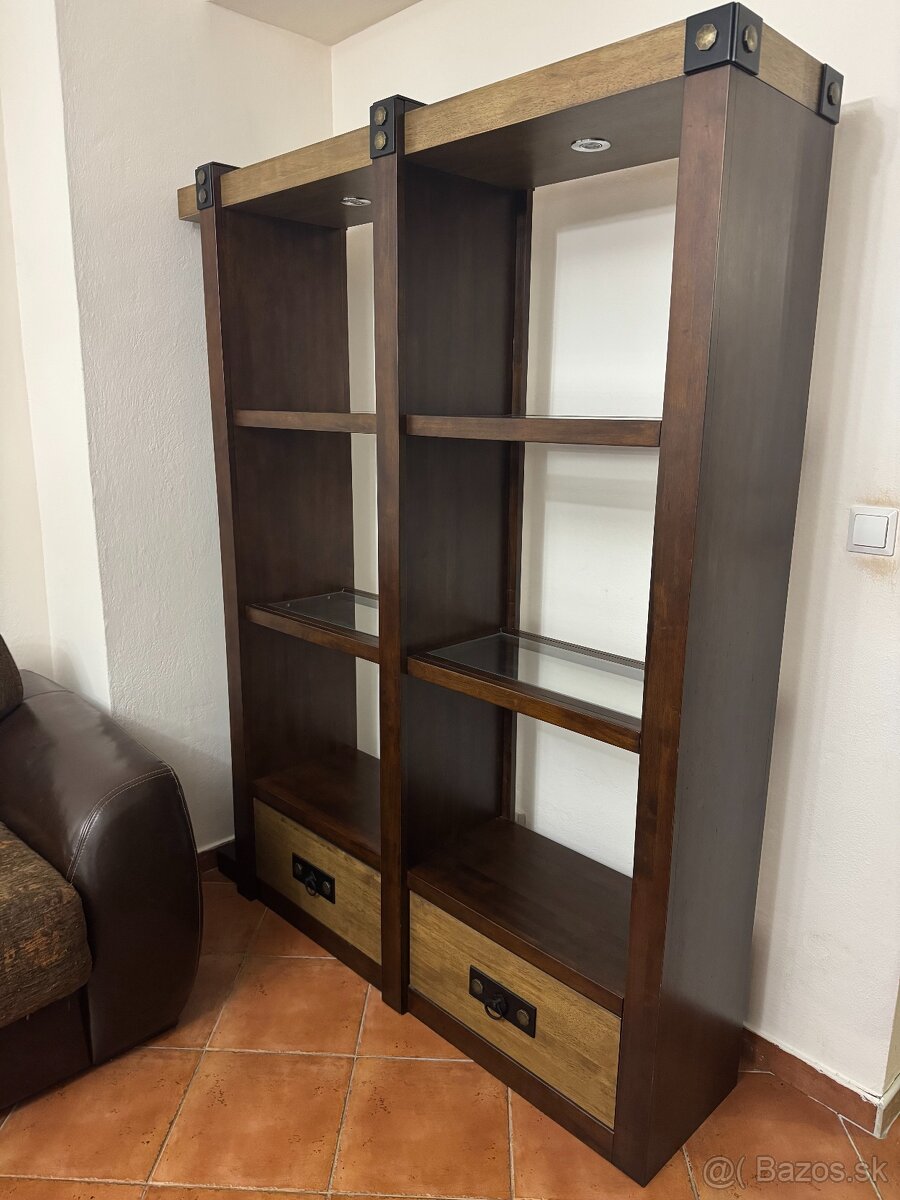 Predám dizajnovú knižnicu Valentti Furniture – masívne drevo