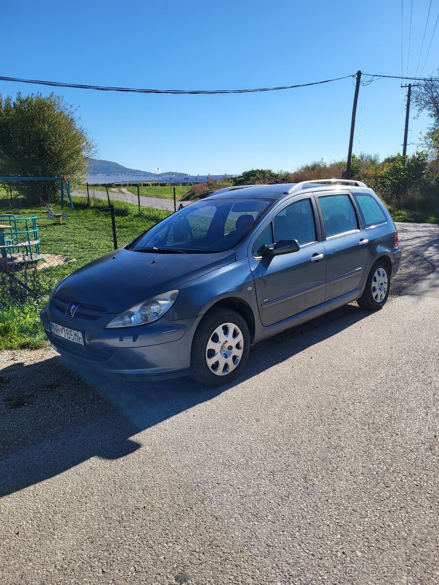 Peugeot 307 SW 7 MIESTNY ROK.2004