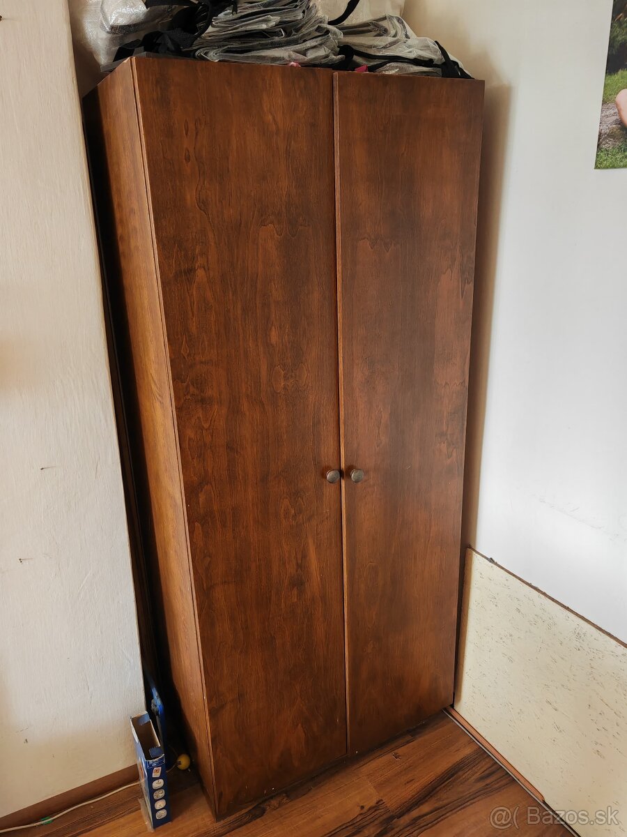 Darujem skrinu za odvoz