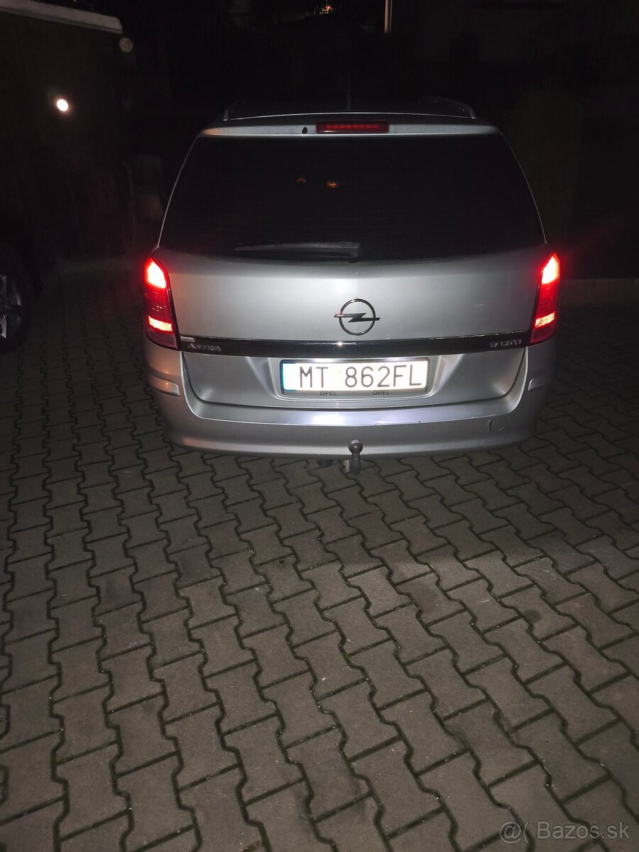 Opel Astra H 1,7cdti combi 2005