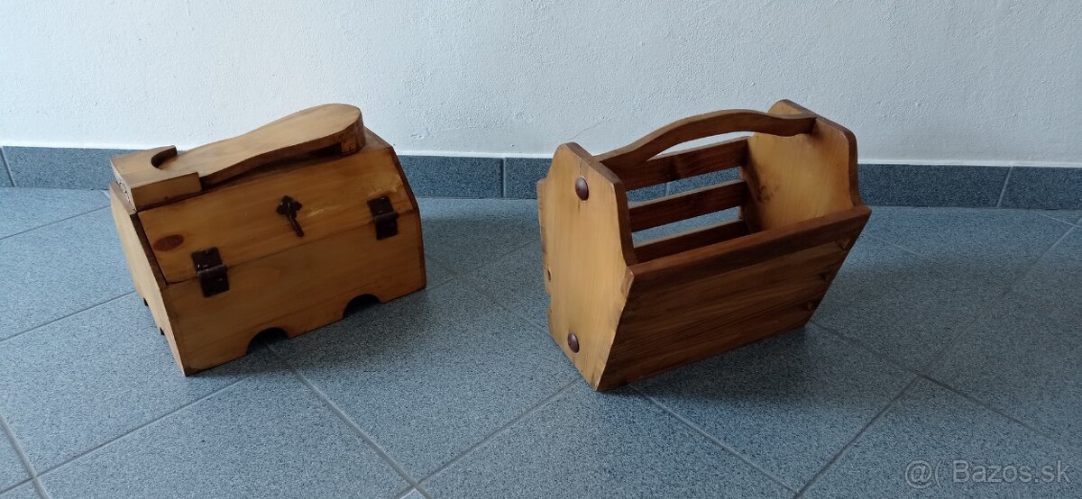 2 nábytkové originálne mexické solitéry - skrinka a košík