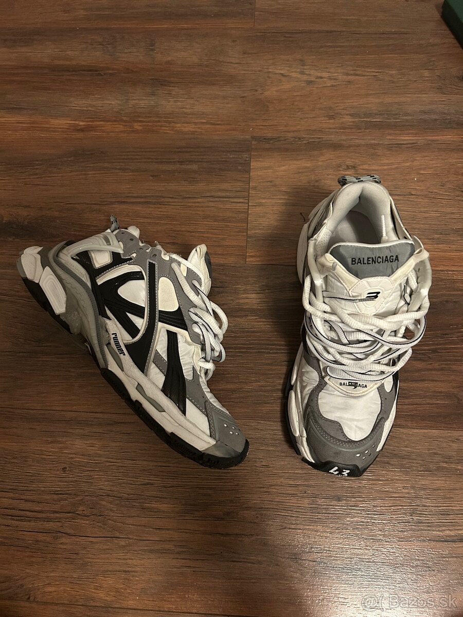 Balenciaga runner 2.0 cierno biele