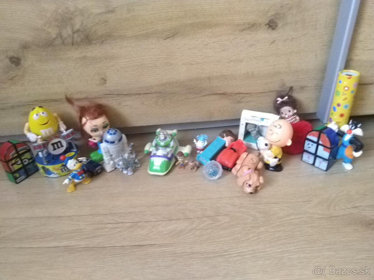 hračky spolu