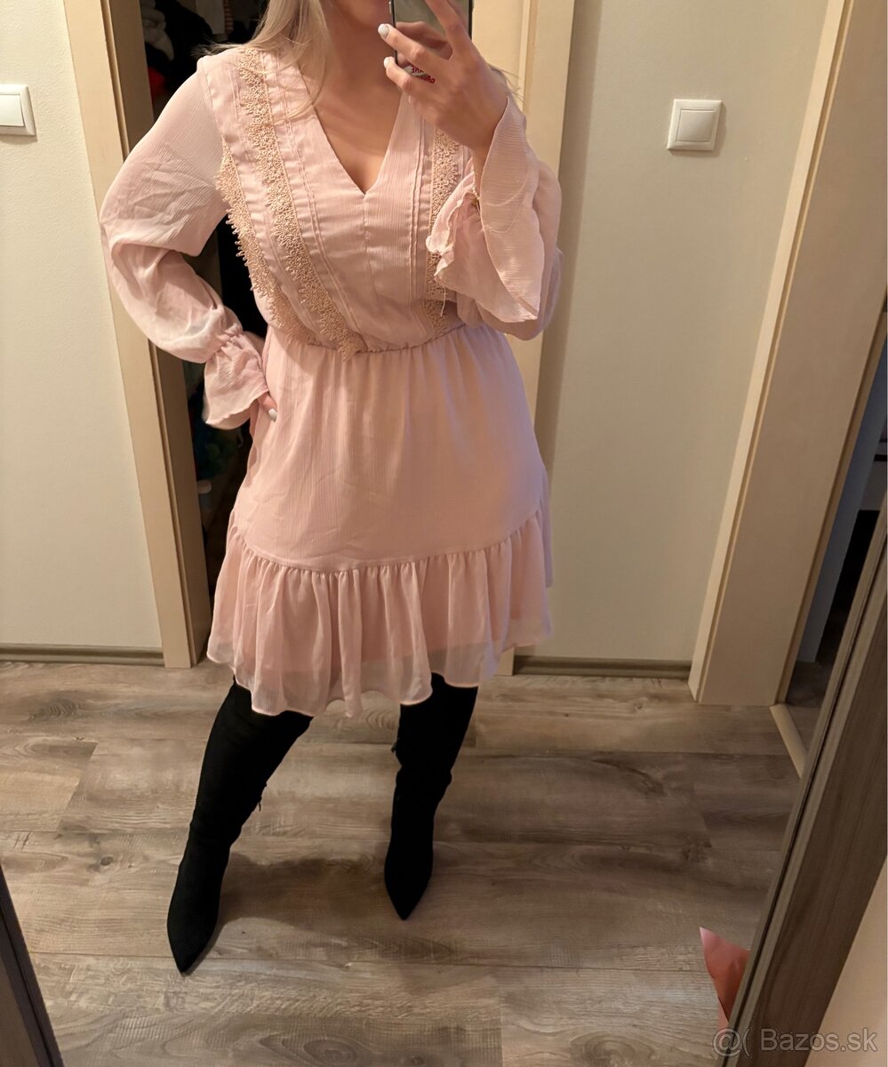 Ruzove pudrove šaty Reserved