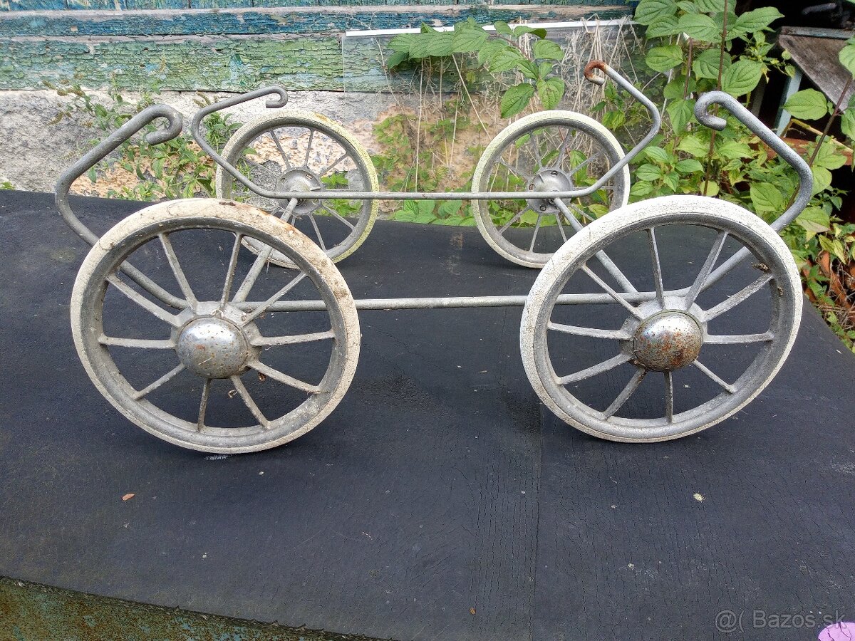 Kolieska na kočiar čssr