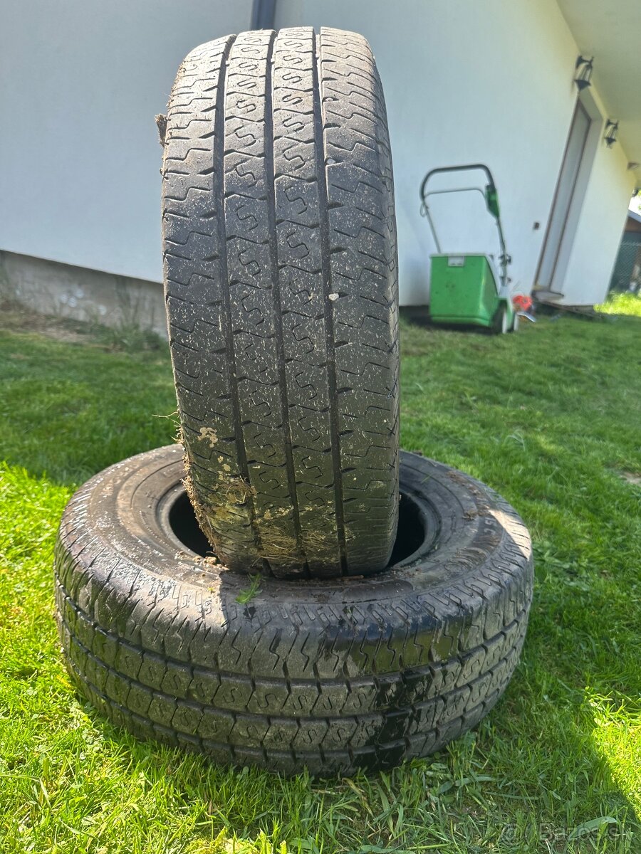 Predam letne pneumatiky 215/70 R15C