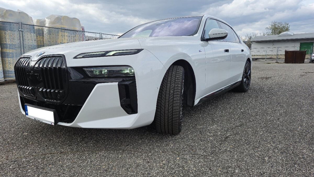 BMW rad 7 740d mHEV xDrive A/T v záruke aj na splátky