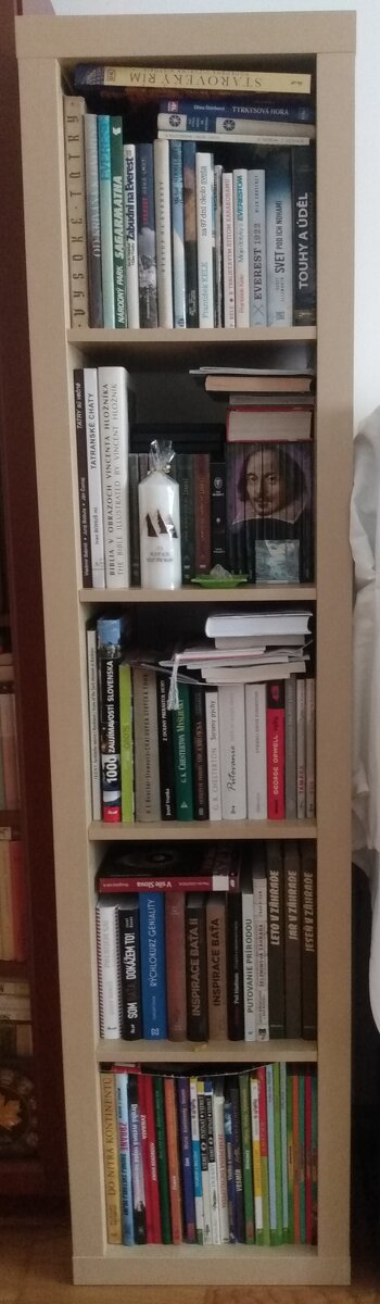 Knižnica/IKEA