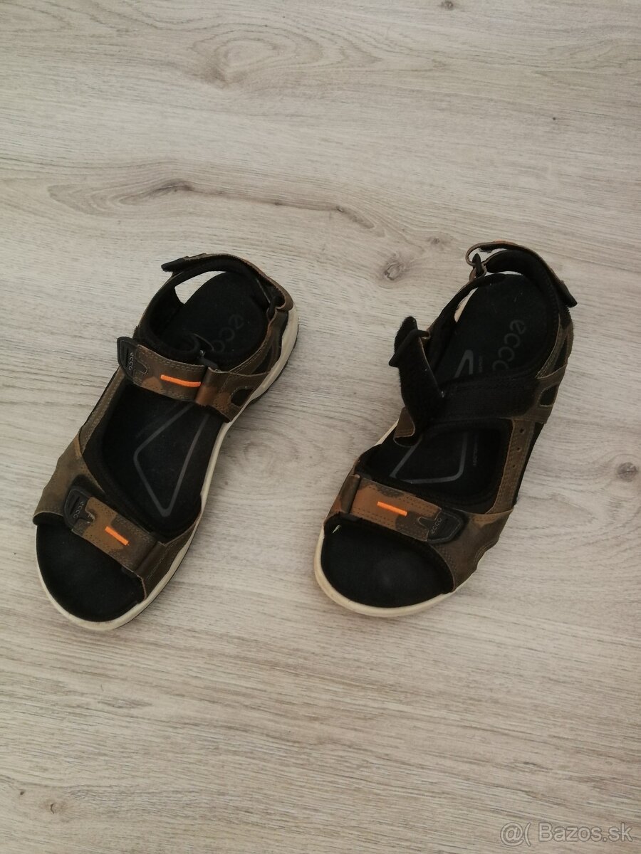 Ecco sandale 42 nove