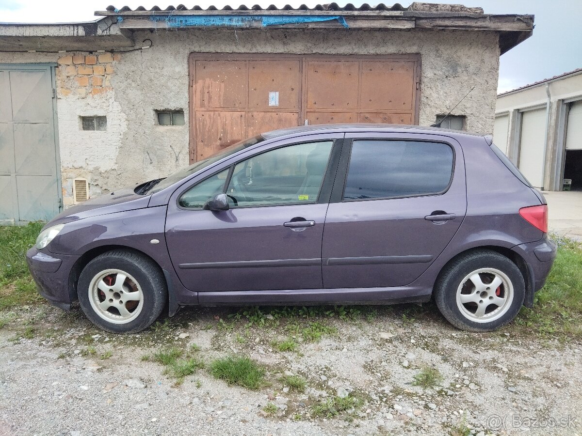 Peugeot 307