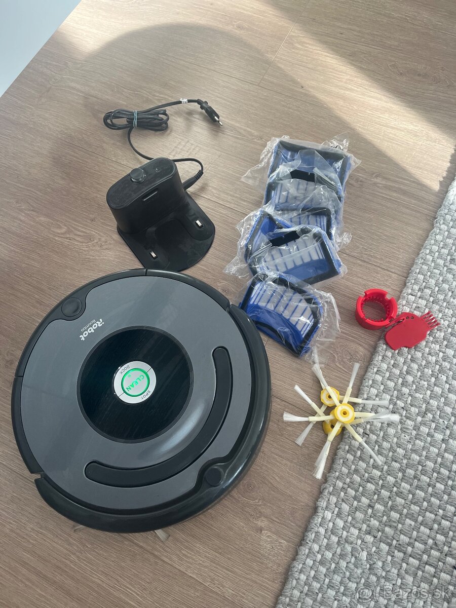 Roomba 676