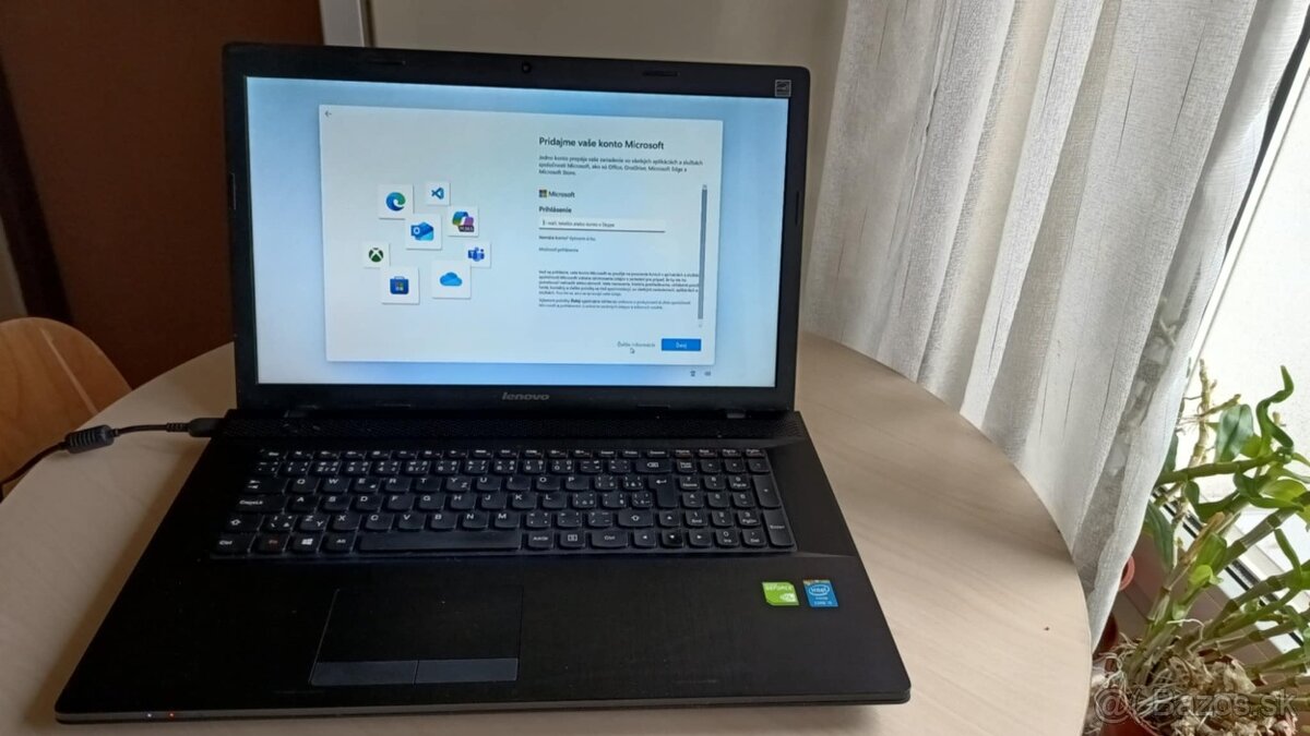 Notebook Lenovo G710
