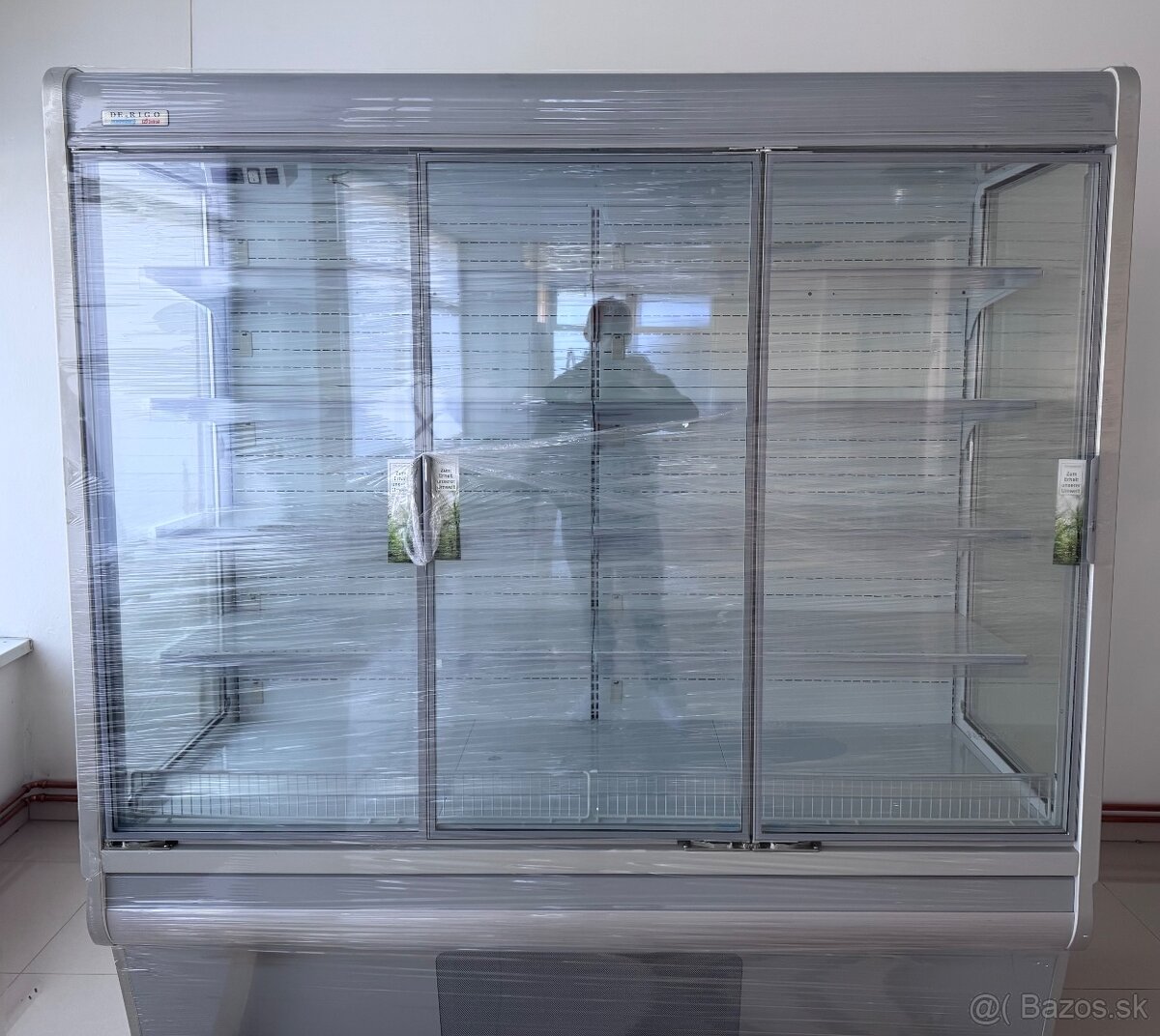 Obchodná Chladnička - DERIGO