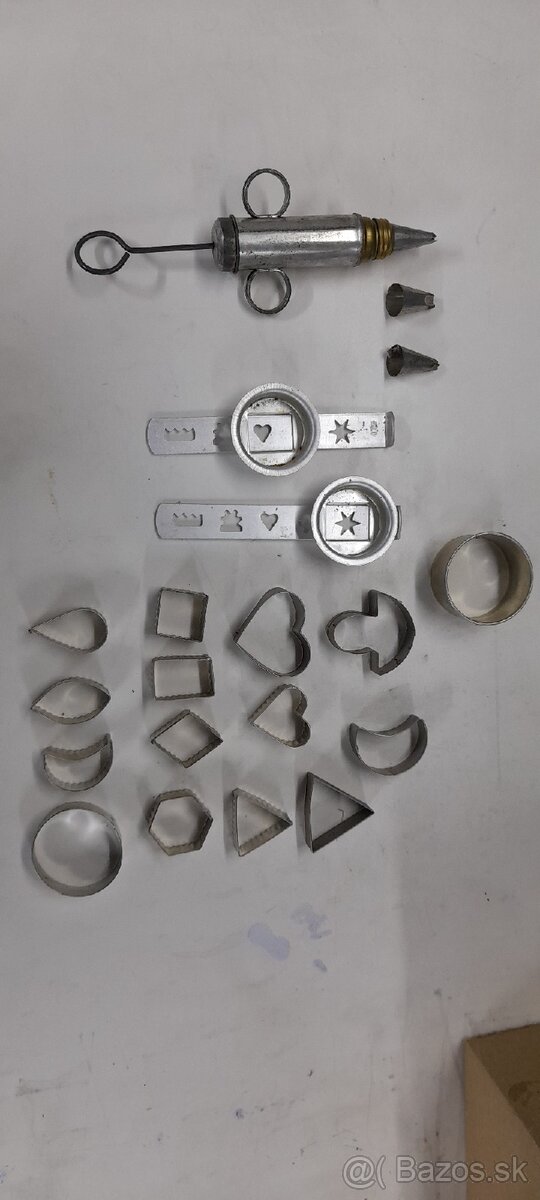 Starožitné Formy na pečenie + zdobička