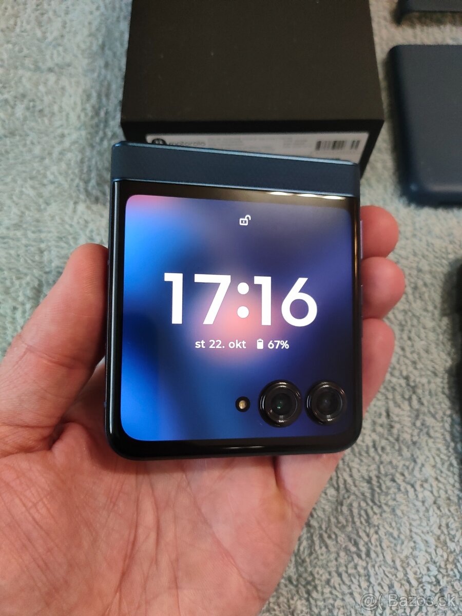 Motorola Razr 60 Pantone Gibraltar Sea 256GB,8GB RAM,