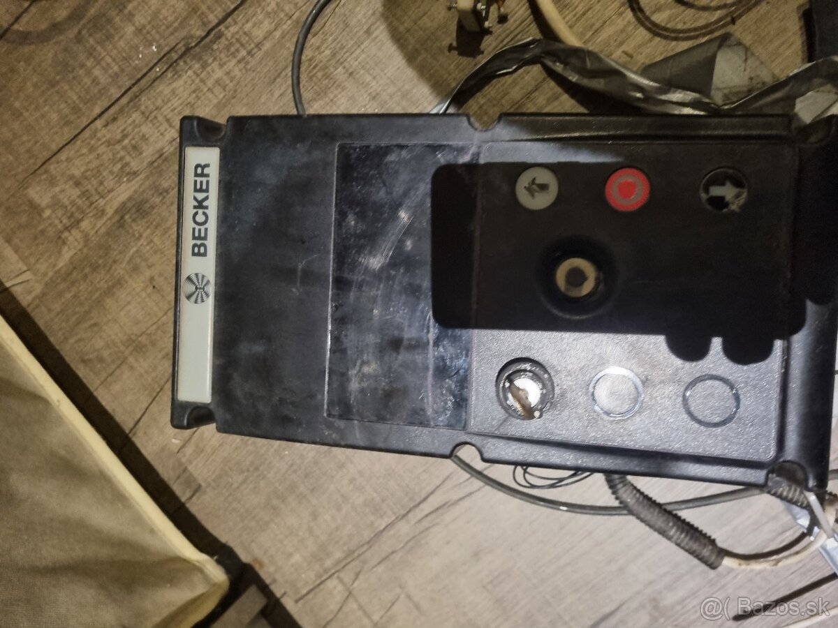 Predam motory becker aj s ovladacimi jednotkami