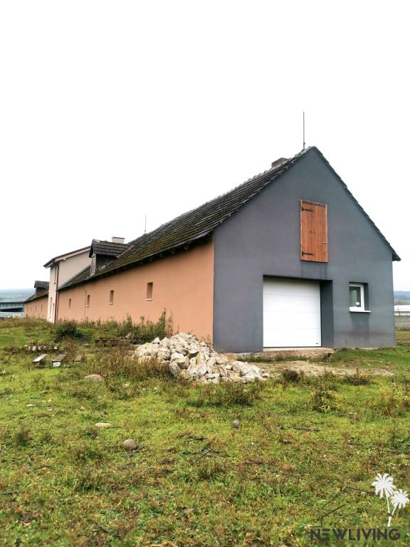 PRENÁJOM: 2 haly s administratívnou časťou, Sokolovce