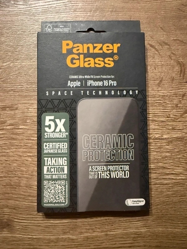 PanzerGlass - Ceramid protection - iPhone 16 Pro