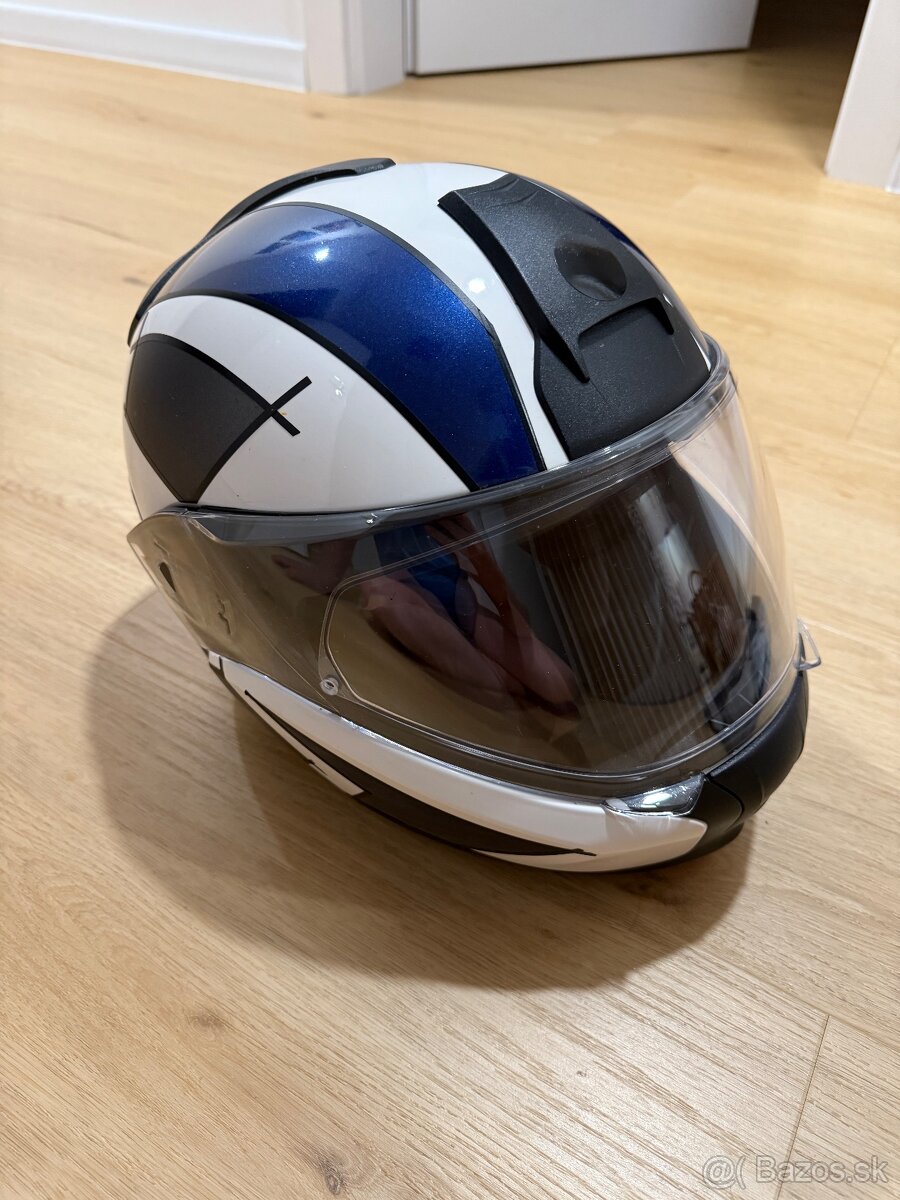 Prilba na motorku BMW