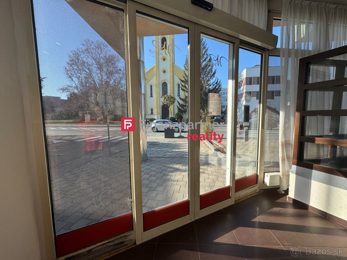 NA Prenájom Obchodný priestor Dunajská Streda na Hlavnej ul