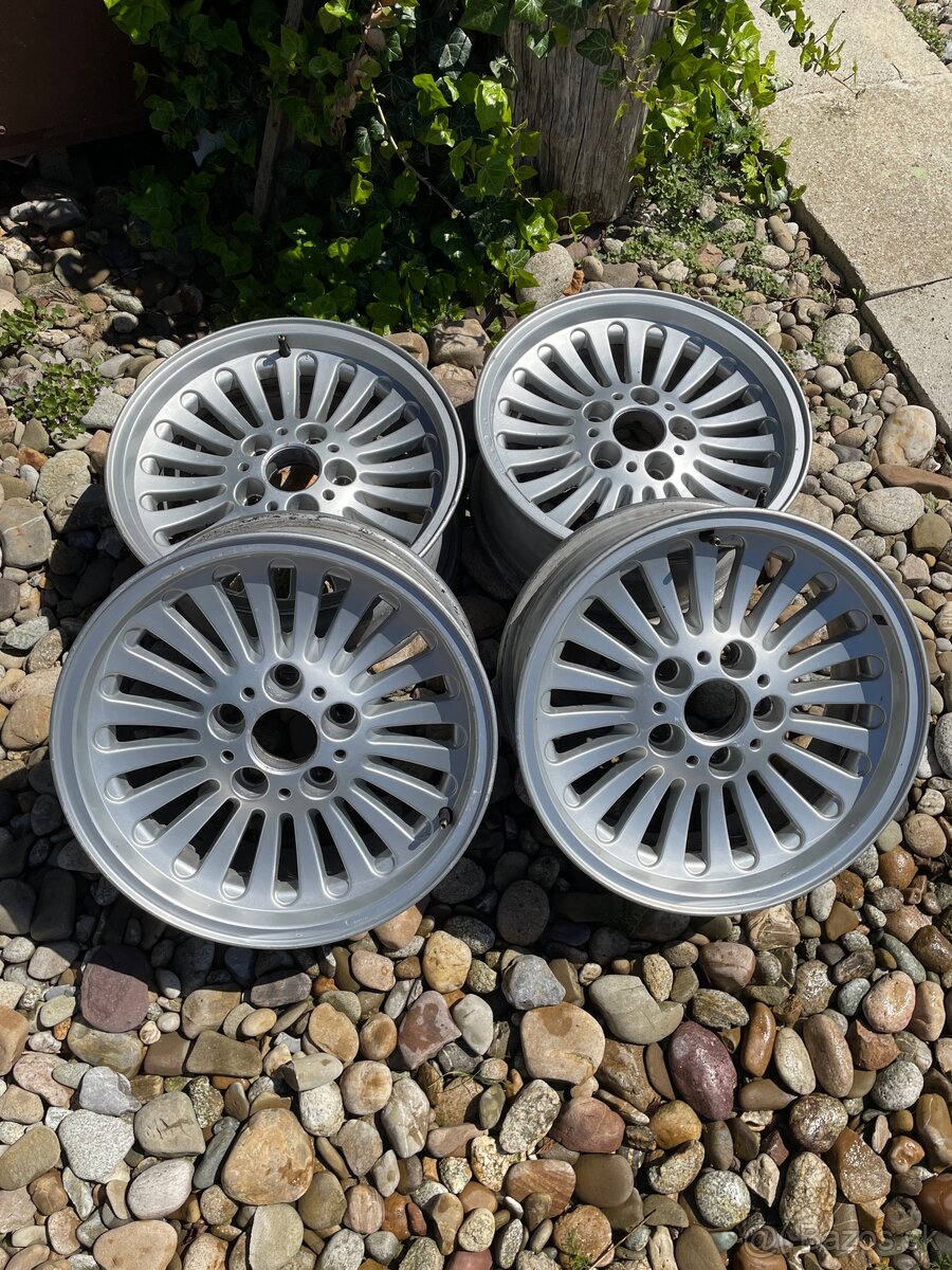 Elektrony 5x120 r16 BMW