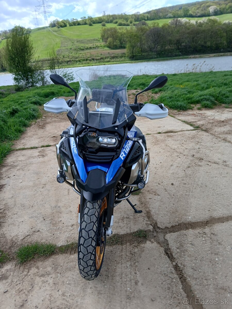 Bmw r1250gs adventura