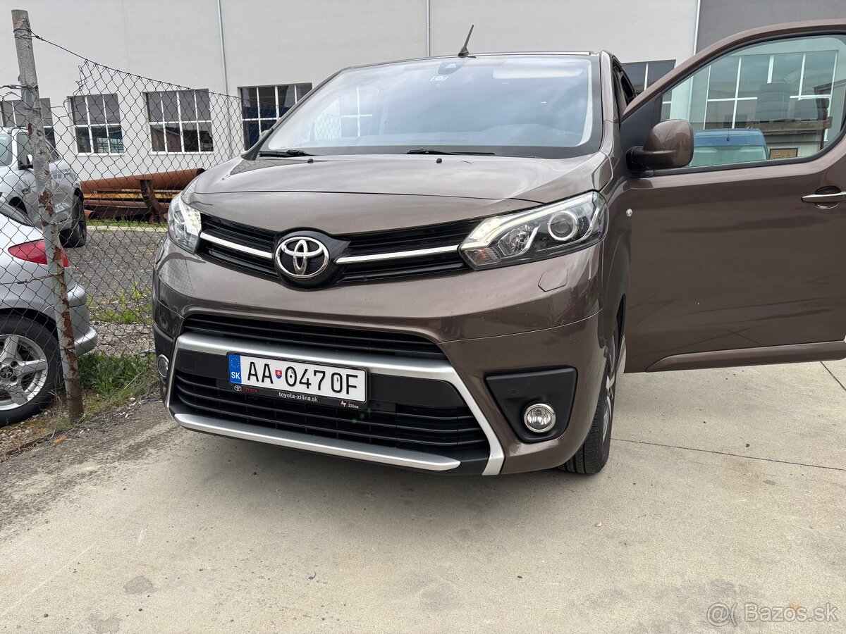 Toyota Proace Verso