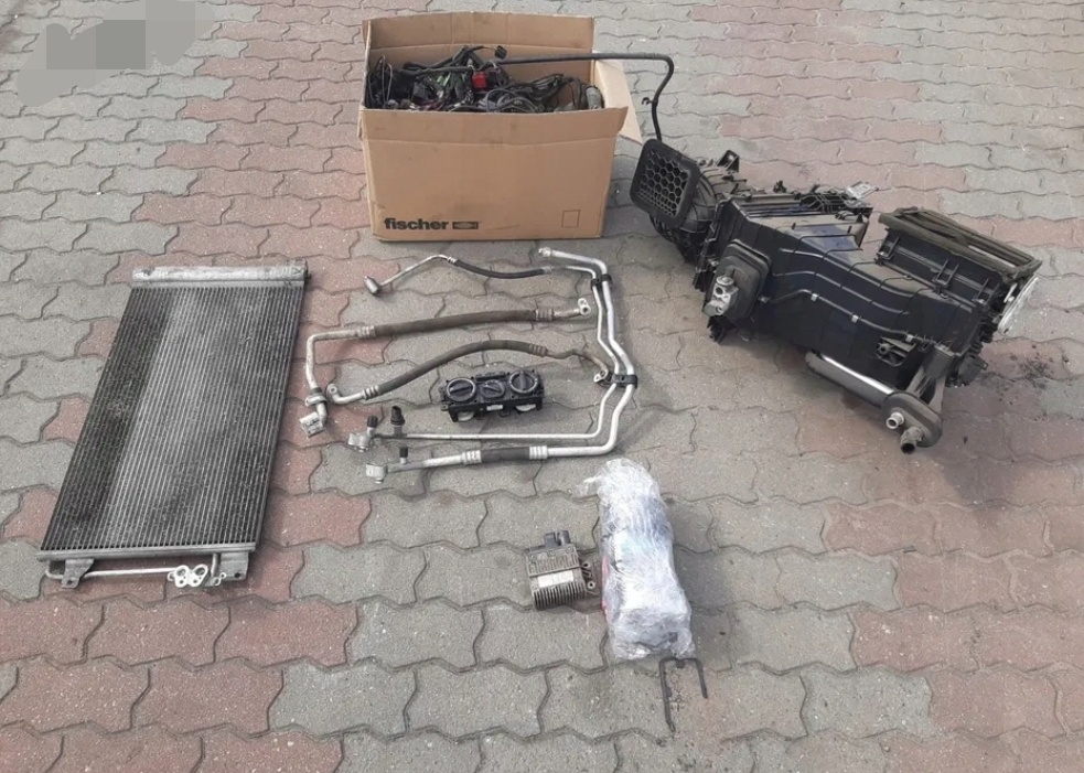 VW T5,T5.1 komplet klíma -sada pre montáž.