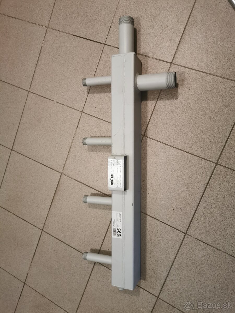 Združený rozdeľovač a zberač Racen RS M100