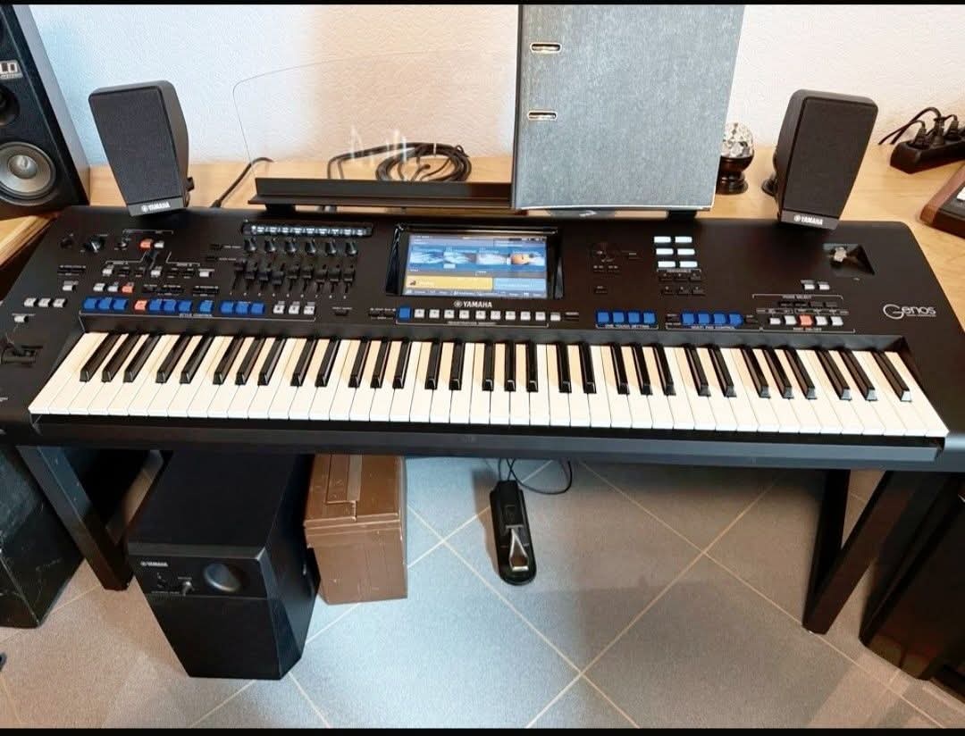 Predám Yamaha Genos s ozvučenim
