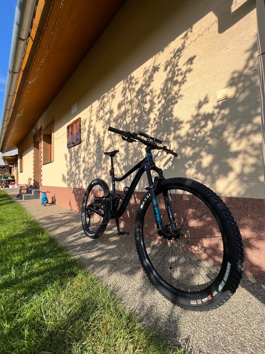 Giant trance 29 2 (2021) L