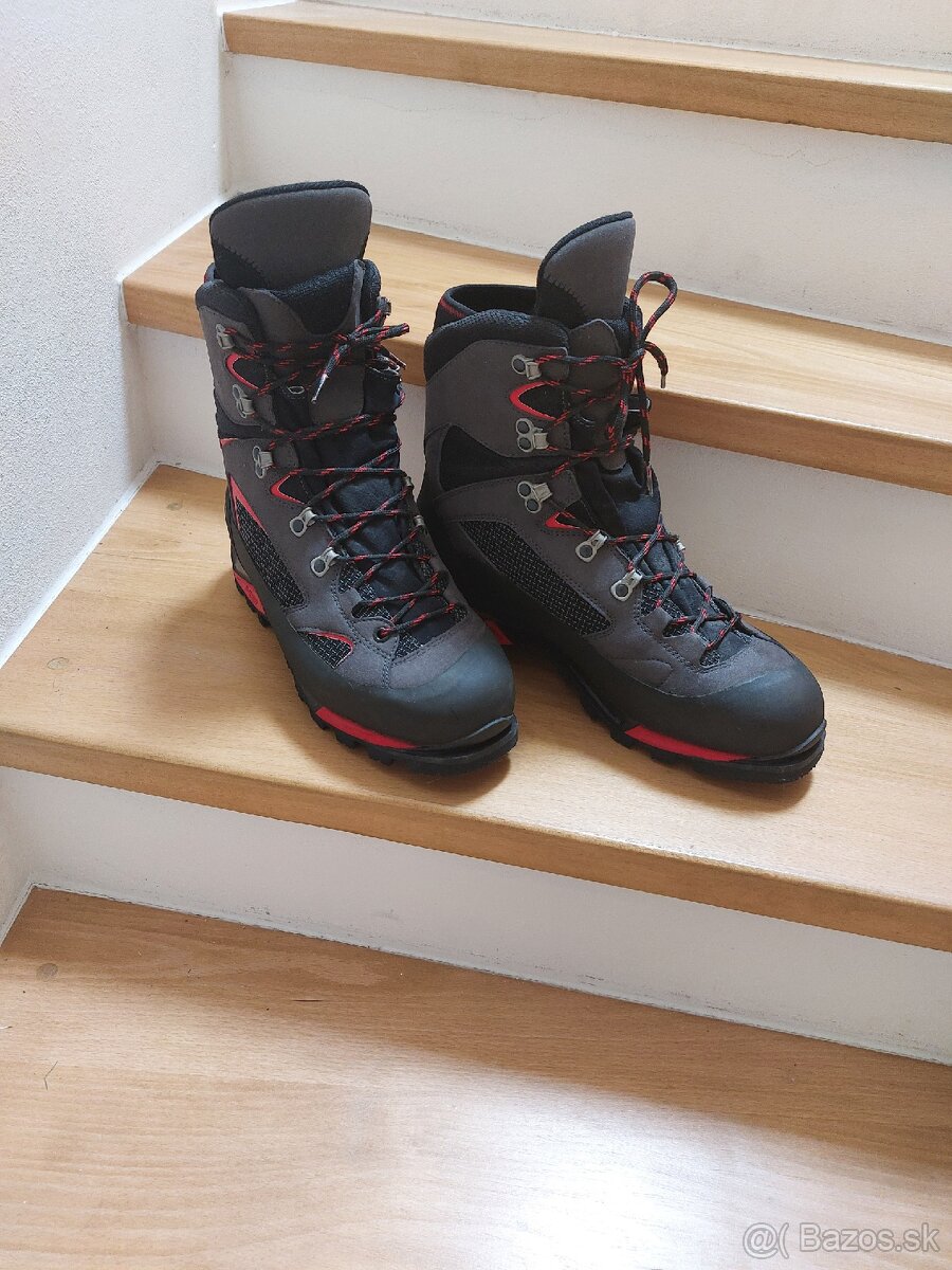 Husky Evo Pro treková obuv 44 - takmer nová
