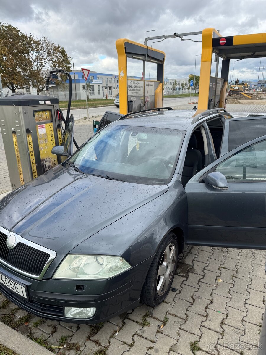Predam Skoda Octavia 2 Dsg